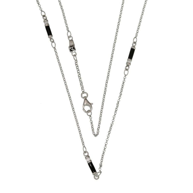 Catena in argento con smalto bianco e nero